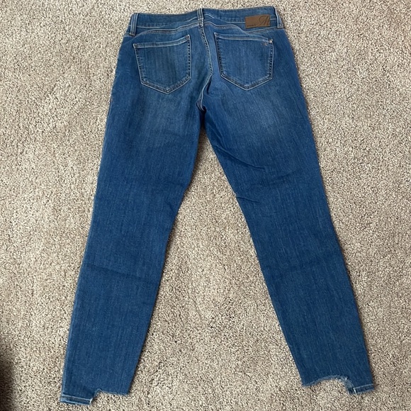 Cute ankle jeans in great condition. - Picture 6 of 7